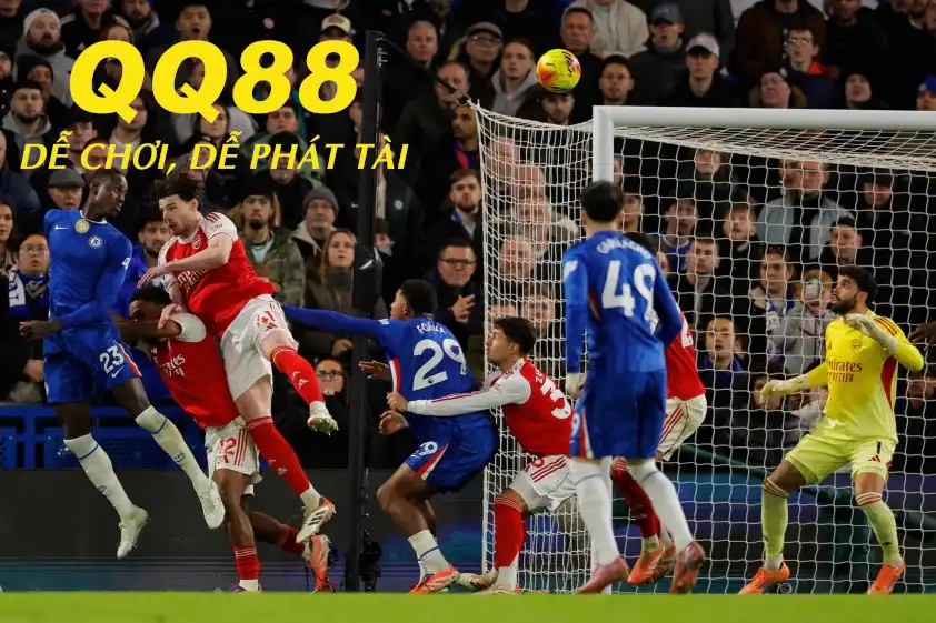 Chalobah ghi bàn cho Chelsea khi còn 10 người - Ảnh: The Guardian