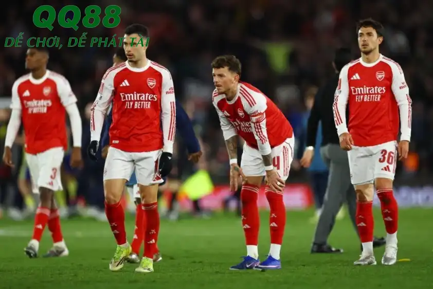 Ông cũng nói thêm là Arsenal cần chứng minh được bản lĩnh của mình (Ảnh: Mirror)