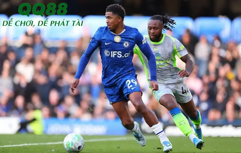 Liam Rosenior cho rằng Chelsea chơi không tốt trước Man City trong hiệp hai